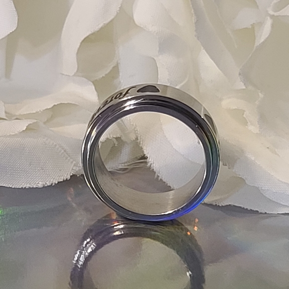 NWT Forever Love Engraved Spinner Ring - Picture 6 of 11